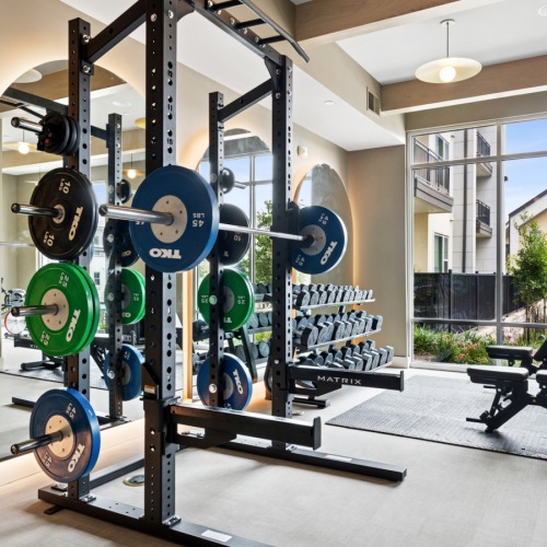 Cutting-edge amenities at your fingertips Cutting-edge amenities at your fingertips